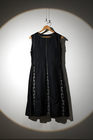 Black ikat silk pleated dress