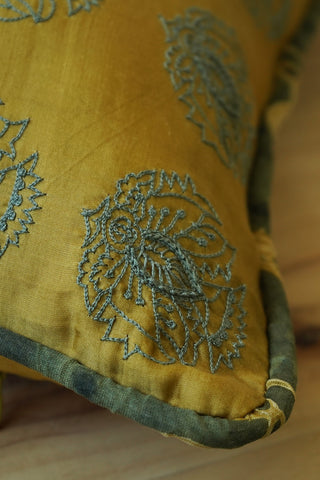 Hand Embroidered Kalamkari Sunehri Cushion Cover